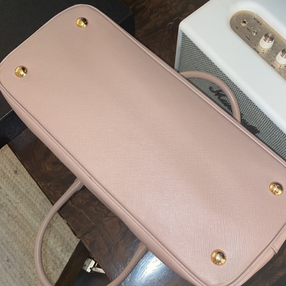 Prada Saffiano Lux Leather Tote in Cammeo - Picture 14 of 17